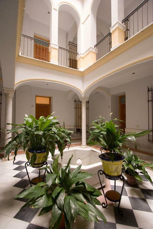 Toreros de Sevilla 5 pax Dış mekan fotoğraf